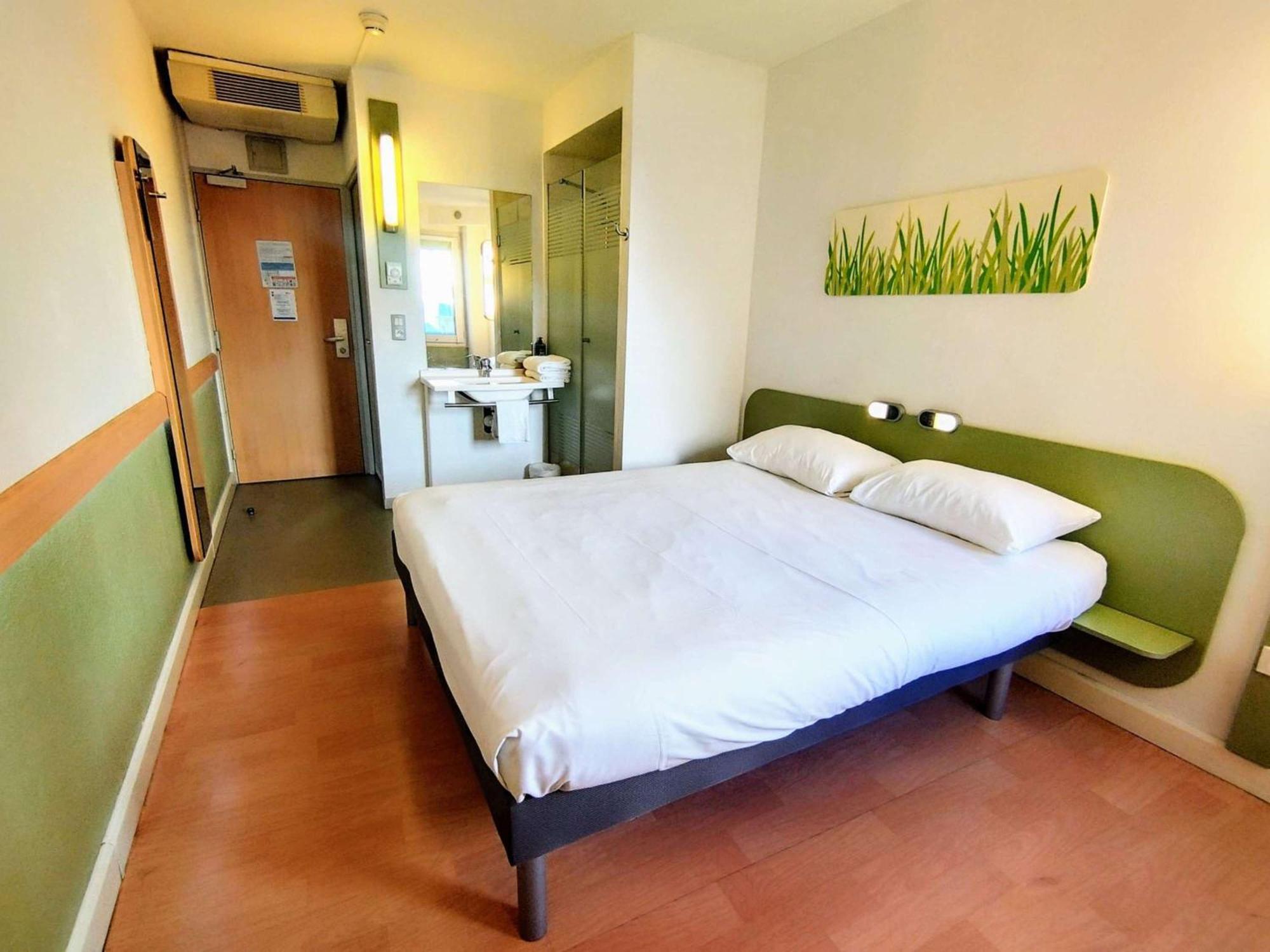 Ibis Budget Toulon Centre Exterior foto