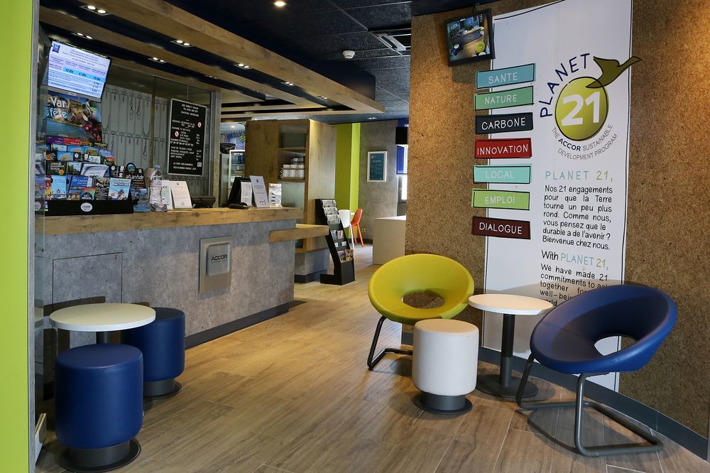 Ibis Budget Toulon Centre Exterior foto