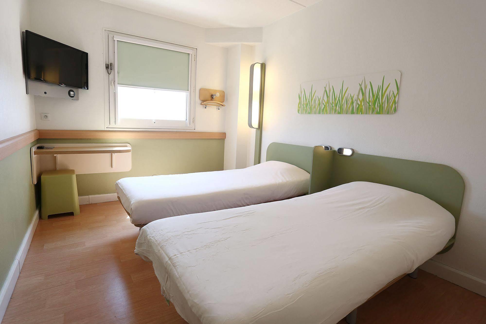 Ibis Budget Toulon Centre Exterior foto